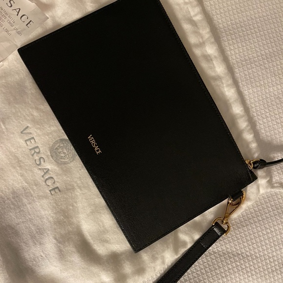 Versace gorgeous black clutch with gold V - Picture 2 of 2